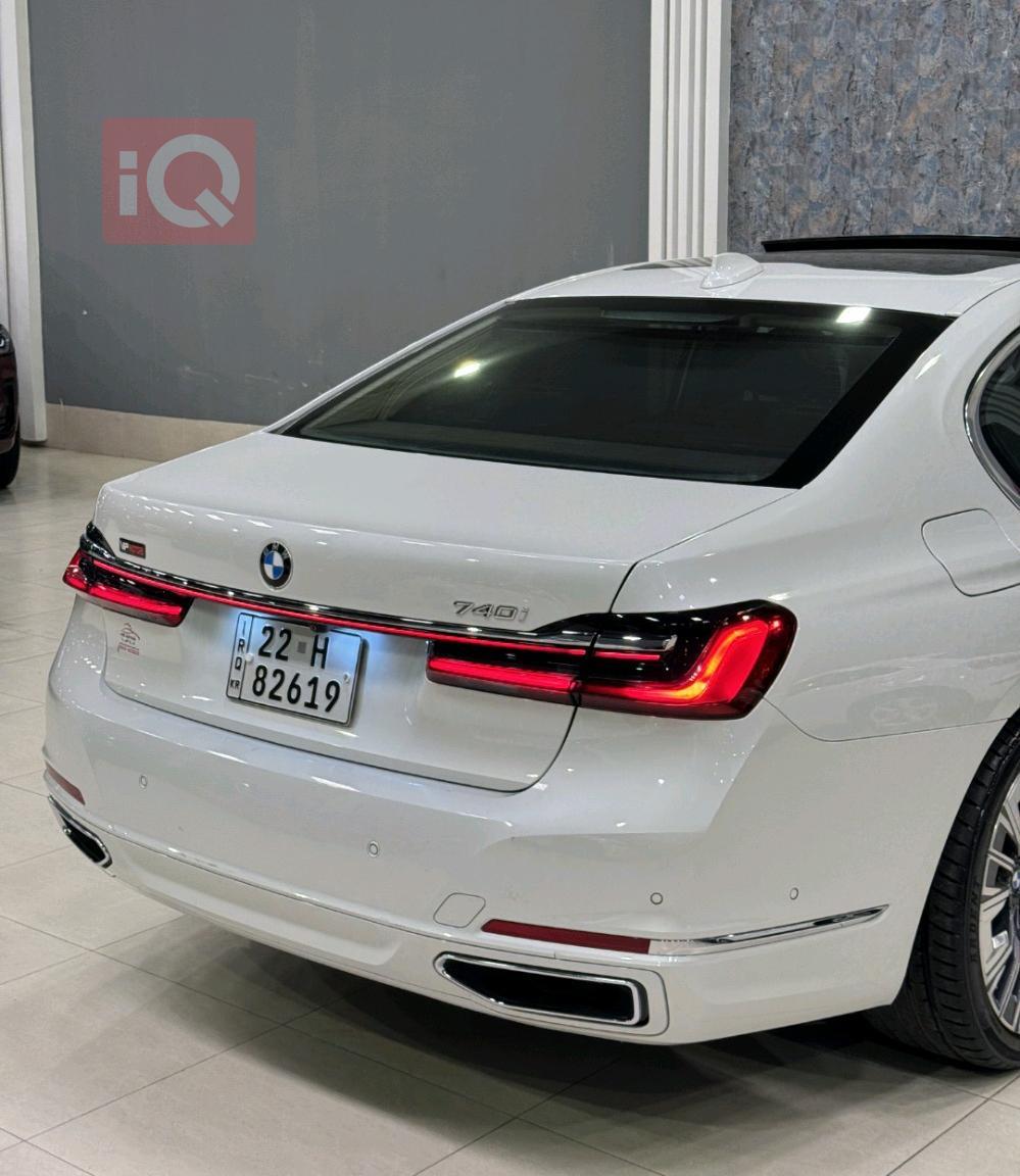 BMW 7-Series